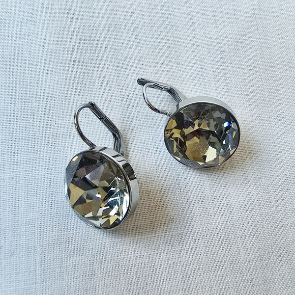 Swarovski▪️Bella PE BDIA/RUS .6" Crystal Earrings - Picture 3 of 6